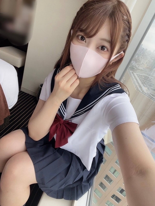 [G-cup beauty] Mai-chan's friend Mei-chan is a sailor for the first time and swallows cum for the first time in her life.