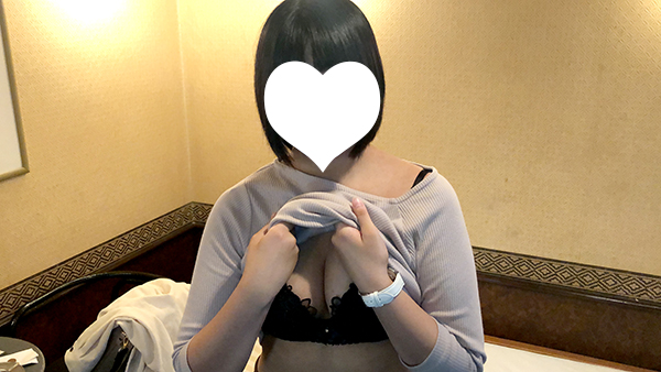Far 18-year-old Facial Cumshot_1 An idol-class talented girl looks at the camera and cums while apologizing to * The whole story until she opens the forbidden door (045)