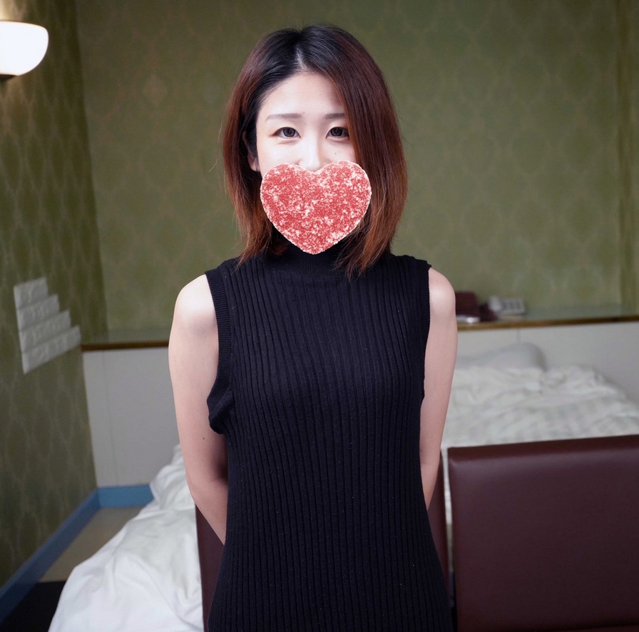 (High-quality bonus, main feature face exposed, uncensored) A 24-year-old amateur who wants to appear in an adult video, I gave him a creampie after the interview.