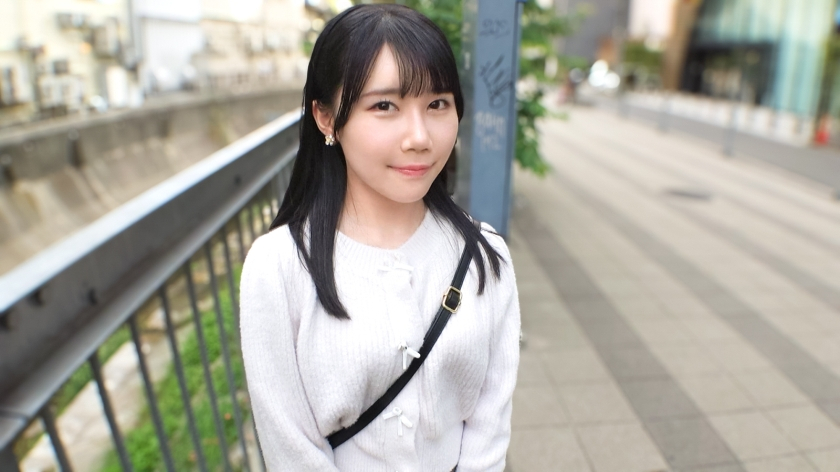 A minimalist girl applied with a dream of a new experience.Even though she has a sensitive and erotic body, after being penetrated from behind, her gear kept going to the top, and as she was penetrated from behind, she orgasmed over and over again, and the pleasure was so great that she ended up dancing with the hard luck [First shot] AV application online AV experience shooting 2451