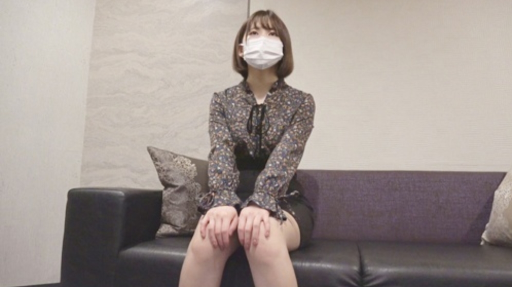 [Heaven] A young lady angel's delirium runs wild, she has a really sensitive constitution, her reason is blown away, she's shocked ****, she's gone, the pleasure collapses, she's about to cry, and the creampie is her own work (1)