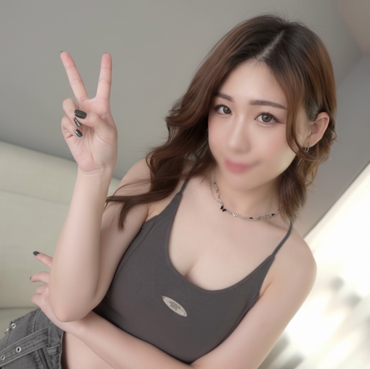 A gravure beauty with a snow-white body, outstanding face and style, thrusts into her fair-skinned beautiful ass, thrusts deep inside in cowgirl position, convulses, and ejaculates a large amount into her big areola.