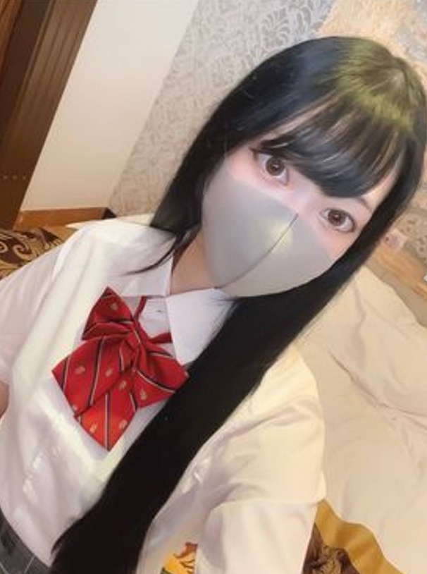 [Reprint version] Kana-chan, a black-haired, fair-skinned, slender beauty similar to No◯Saka46 Horimi◯Nana