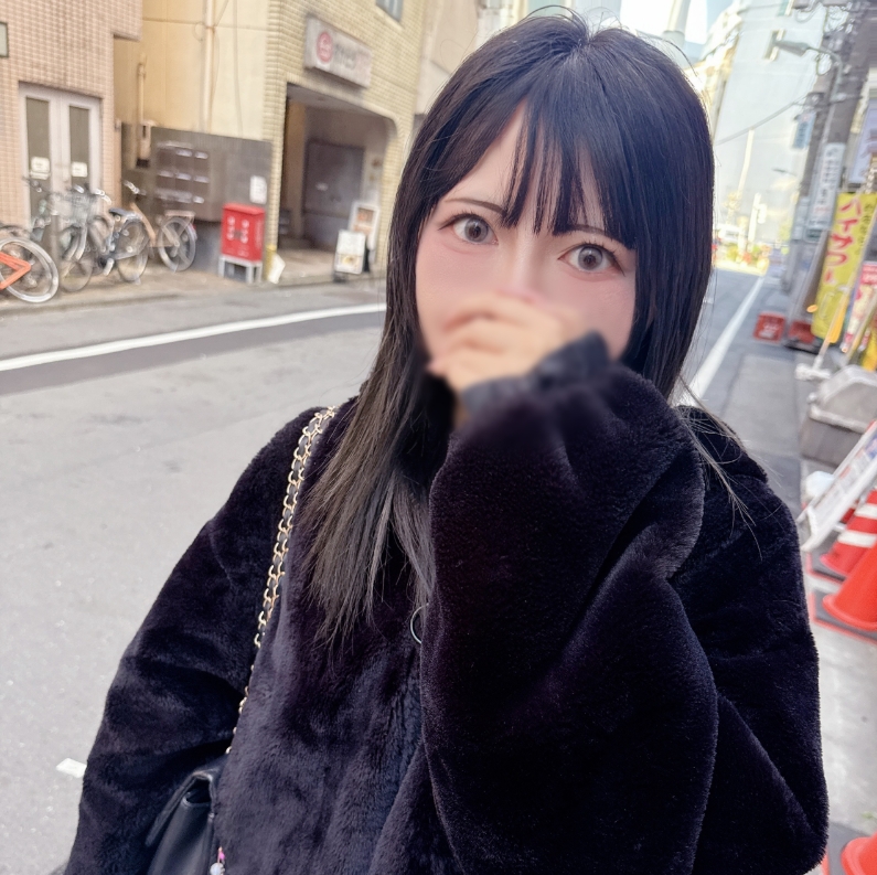 Ah...I'm cumming...♥ It feels better than my husband...♡ Top secret video of a spoiled anime-voiced housewife straddling herself and begging for instant blowjob and creampie