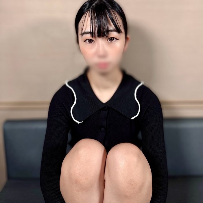 Hairy Jungle [None] [Creampie] A beautiful woman with a plain and happy face had hairy hair. She is a compliant and timid girl, and she is treated as she pleases, and ends up with a lot of creampie in the end while sweating. *Bonus included.