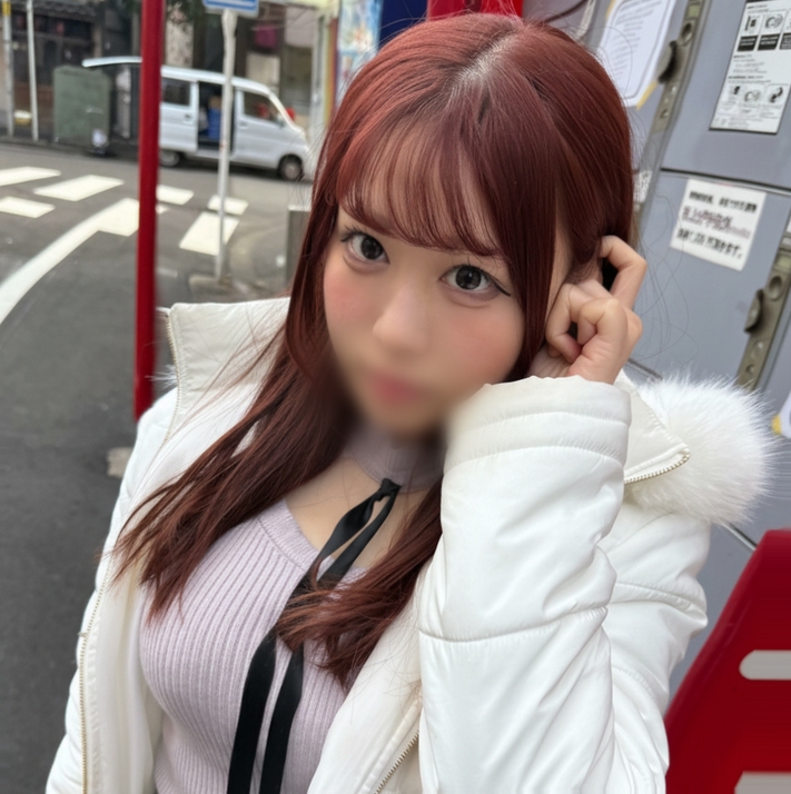 An amateur* whose huge I-cup breasts are so familiar that she can't look him in the eye, but when a penis is inserted into her pussy, her pussy is so tight that she screams in anime voices and the gap is too wide.