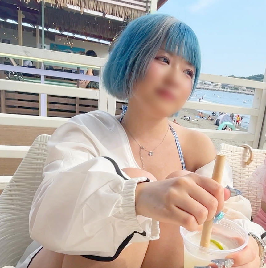 [Gonzo] A subculture hairdresser who has piercings all over her body has her first portio orgasm and can't stop convulsing for a while