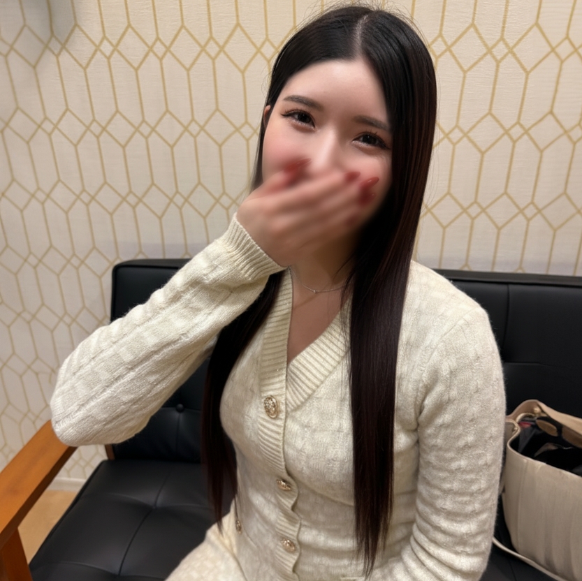 [Height over 170 cm] Ah... I'm cumming... A special video of a lascivious honeymoon where a young elite beauty has sex with a customer, exposing her instincts and having unexpectedly forbidden business.