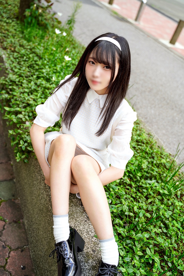 Starbucks girl outflow Cafe lover Black hair long pure pure Pyuako female college student 20 years old Caf tour with boyfriend At the hotel throat guppogupo convulsions acme shaved streak Manko with a large amount of raw squirrel 2 consecutive cum shot video l**ked