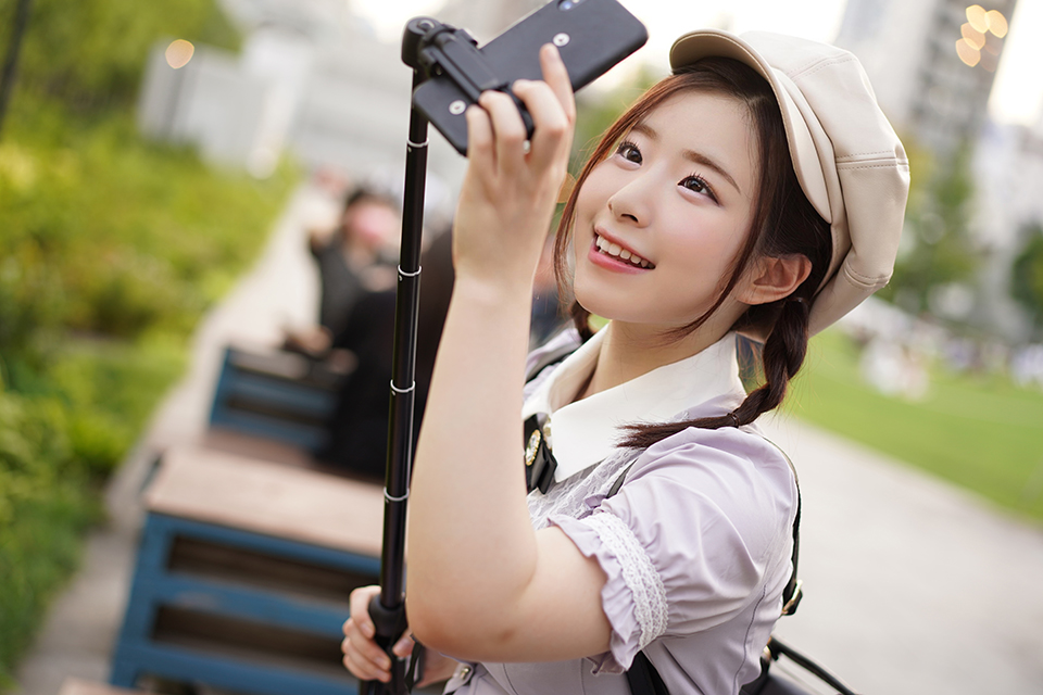 The back side of the distribution l**ked Mechakawa 20 years old Follower 40000 popular game distribution Female college student male college student and light iki during game distribution Blow BAN barely Blow Creampie SEX video l**ked Legendary individual shooting