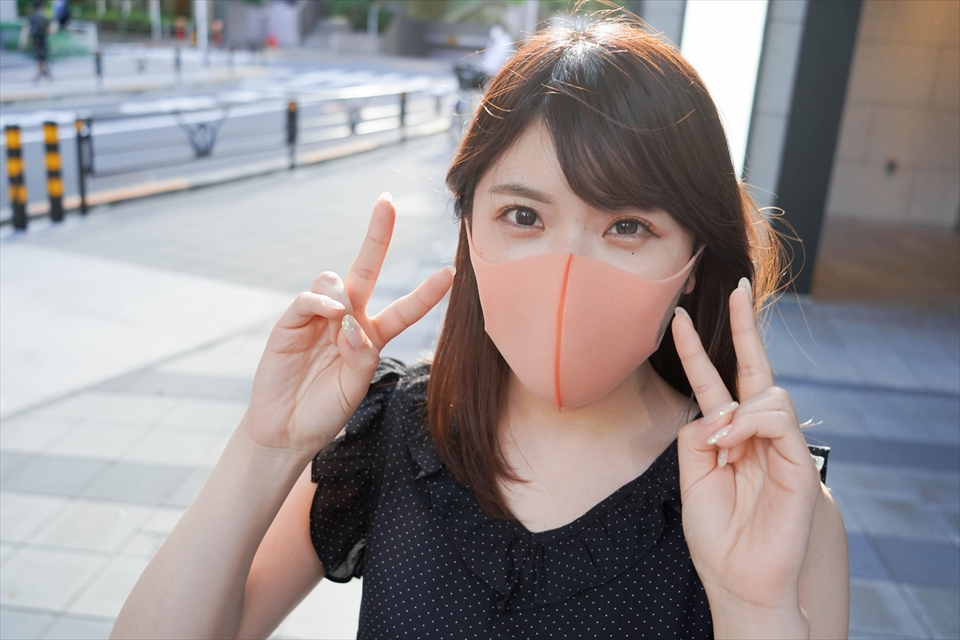 Personal shooting Gravure girl and Saddle appearing in the weekly manga magazine Caution for withdrawal
