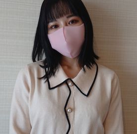 Limited number A 20-year-old dental hygienist professional student with an innocent body one month after the loss of virginity I put semen in my vagina for the first time to raise funds for living alone