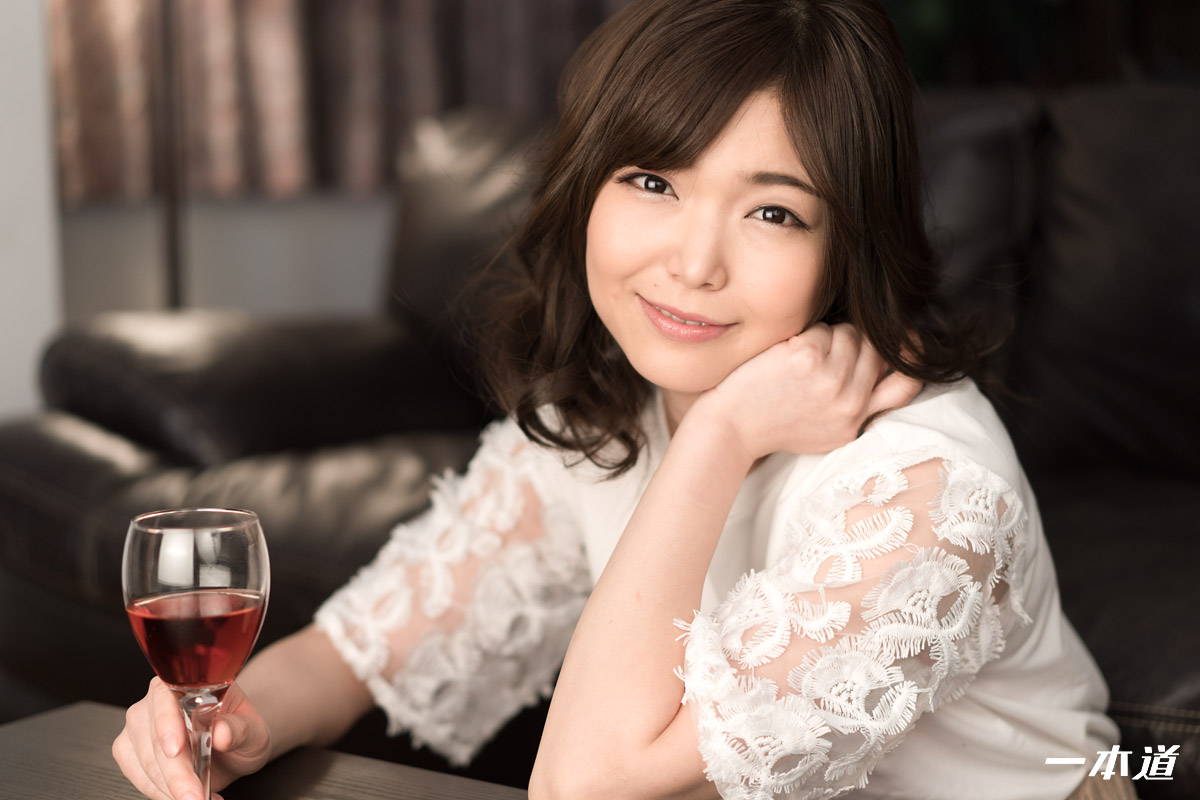 Shino Aoi: Shino Aoi Special Edition