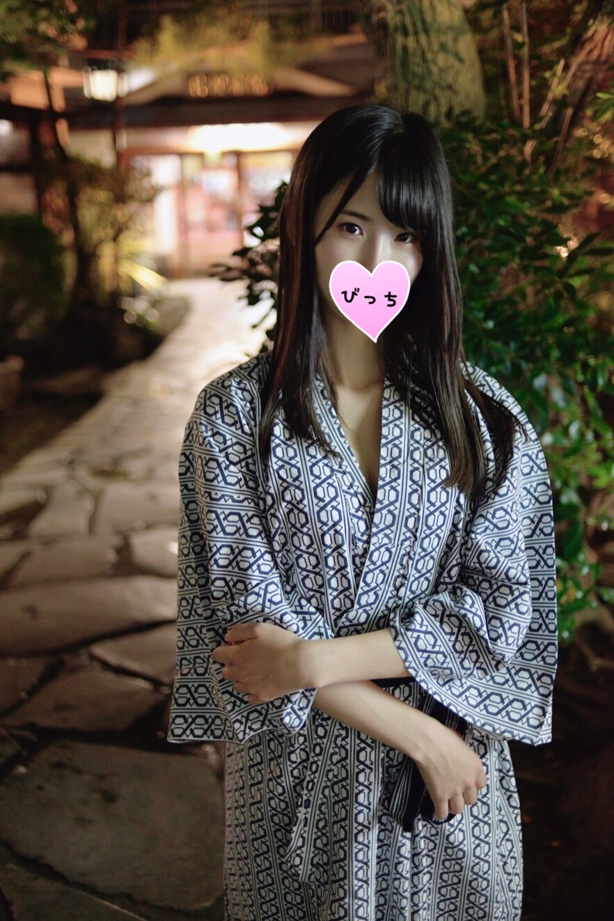 Top secret trip I had a night crawling orgy with a big tits gravure idol on a stealth hot spring trip ww