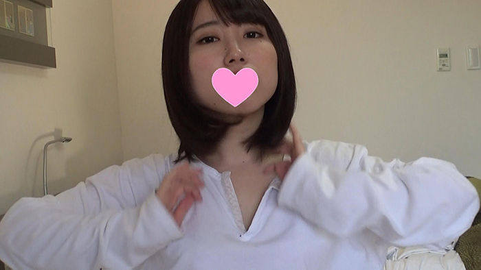 Personal shooting original Beauty College student Kana 19 years old Round 2 Masturbation first electric massager experience Insertion from footjob