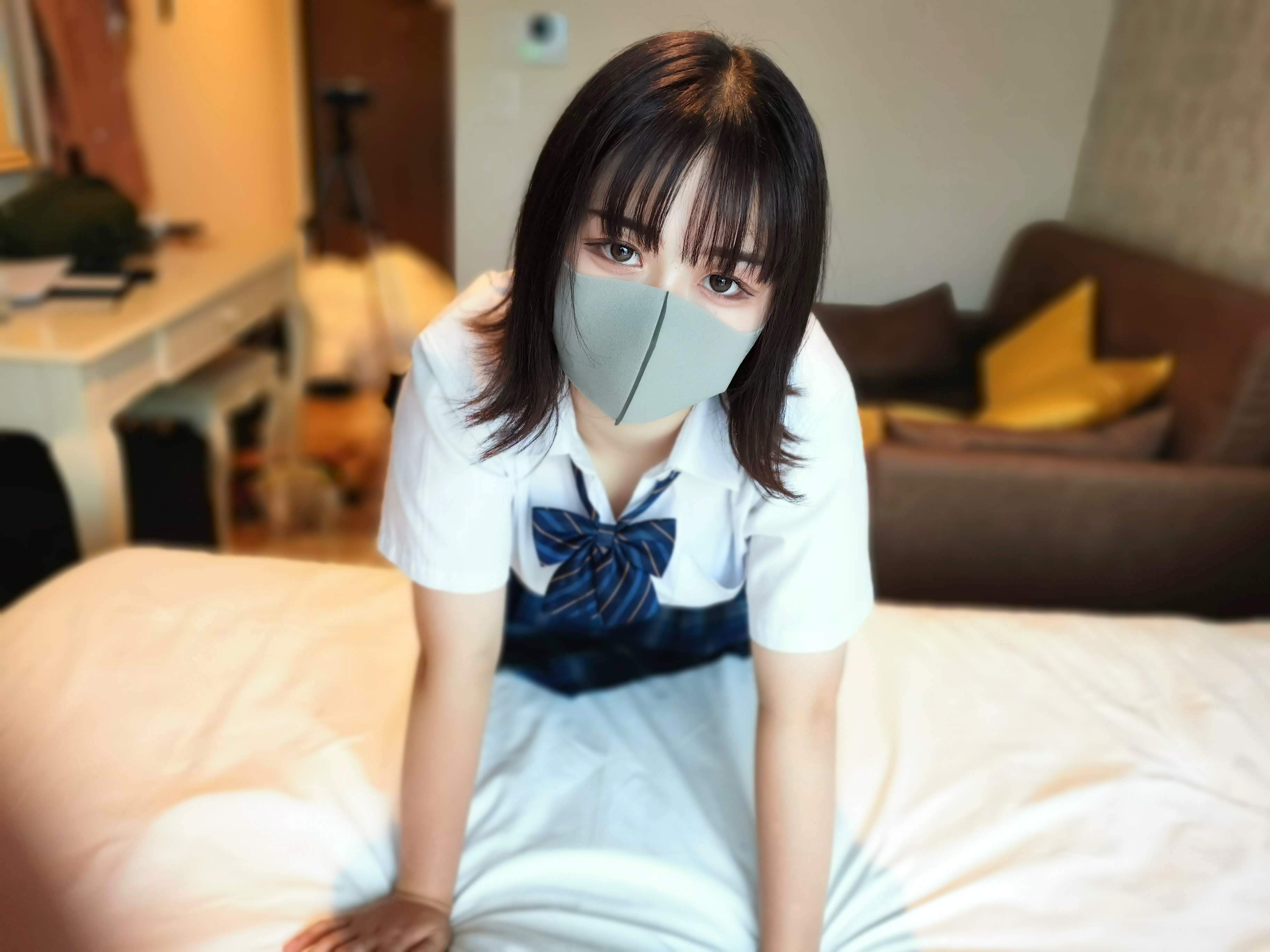 06 First shot 18 years 9 months Even if a beautiful girl is inserted raw Fufu ww is the natural reaction of the third etch