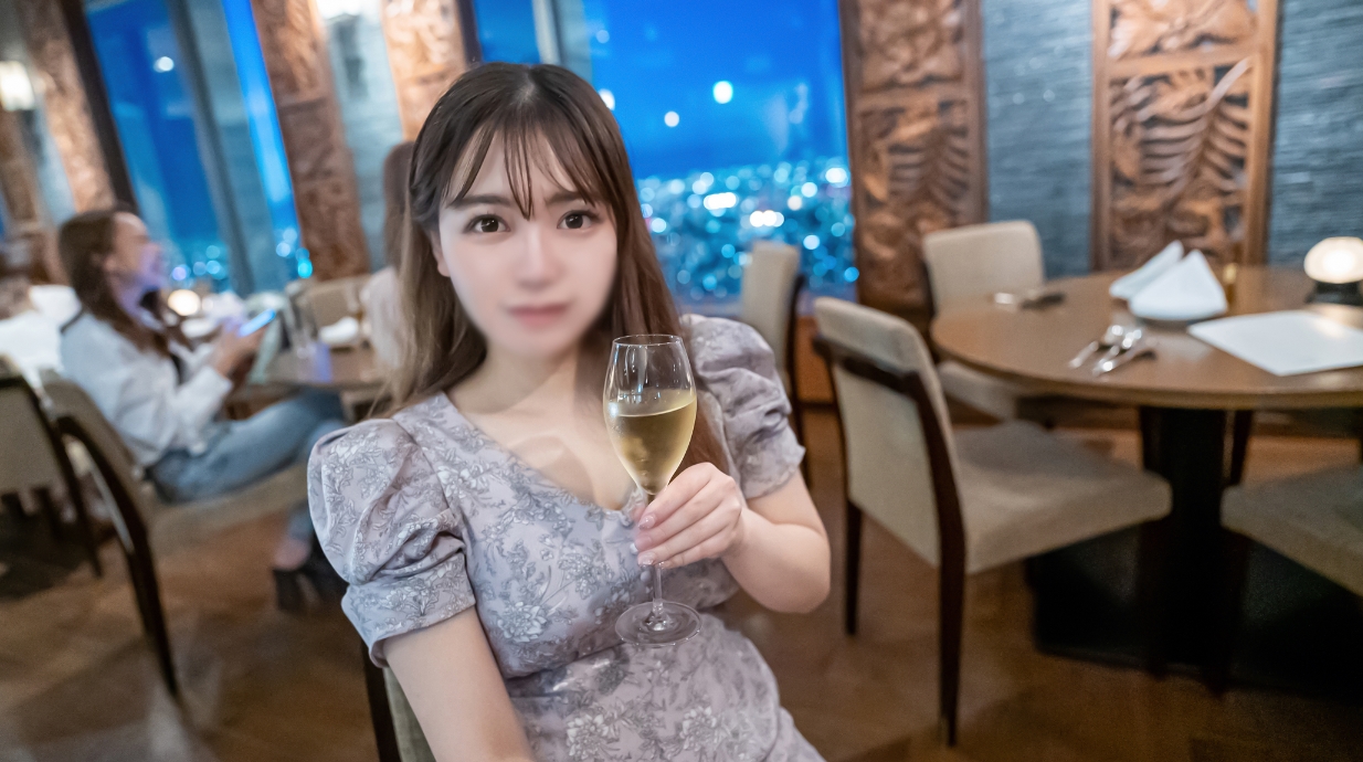 First shooting appearance cinema style Uncensored Limited number of sexual curiosity can not be suppressed Glamorous body with hanging Hcup It is sandwiched between H milk and fucking twice after serving