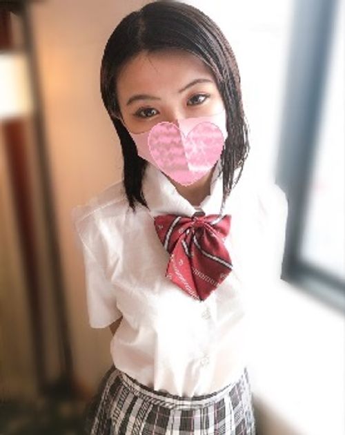 Rotor 18 years old Squirting over the first toy panties for the first time 18 cm meat stick raw insertion in the narrow vagina Acme Kitsukitsu There is a privilege to vaginal cum shot