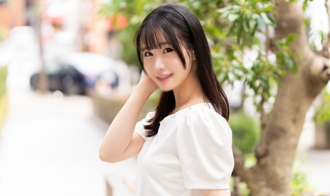 Gachimaso A beautiful math teacher who is very popular with students A 26-year-old beautiful math teacher who even tried to reach out to a student