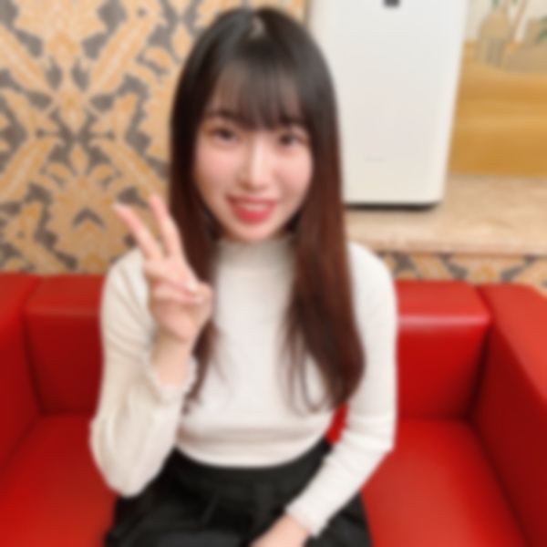 Just being young is luxurious but bright and cute 18-year-olds first shot creampie