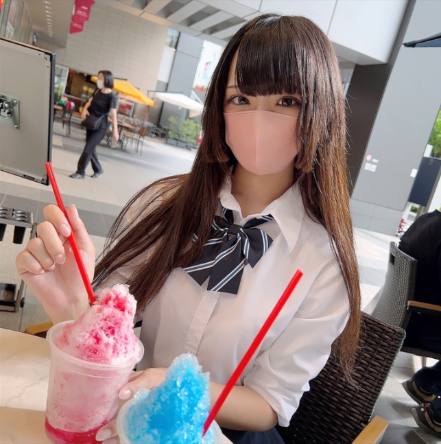 Limited quantity Uncensored Too cute girl with an idol face who is spoiled like a kitten