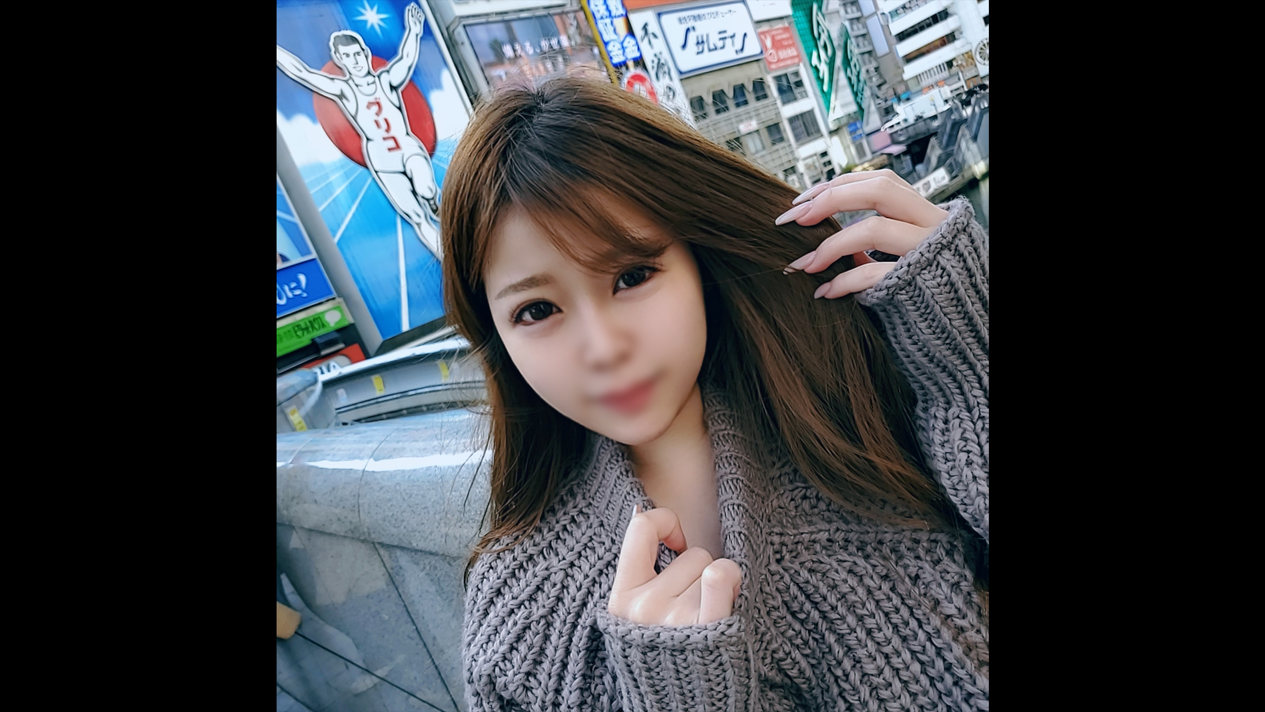 Limited number of appearances Uncensored I want you to be more excited to see me A girl with big breasts who is good at begging softly and sweetly Creampie twice in a nasty appearance that only I can show feature