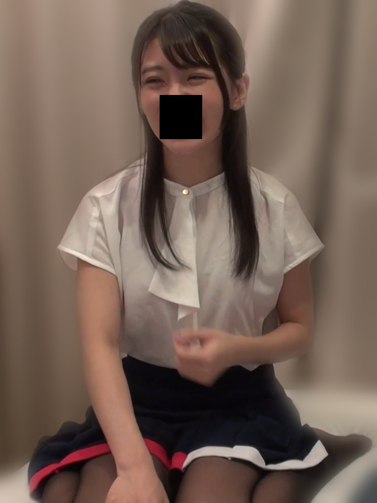 FC2 limited Active busty beauty college student First shot in a virgin pussy for the first time in life Limited quantity completely original