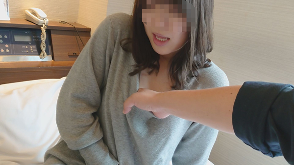 Personal shooting A beautiful wife of thirty who catches a man with back dirt a sex appeal and body that misleads a man a lustful married woman begs for vaginal cum shot