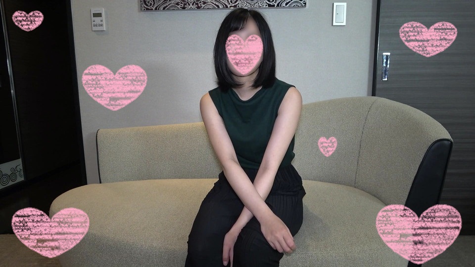 SSS Complete appearance 19-year-old superb slender beautiful girl De M daughter who gets acme in the bathroom or bed with the second cock in her life Continuous cum shot and a large amount of raw vaginal cum shot in a sensitive body that is too precocious