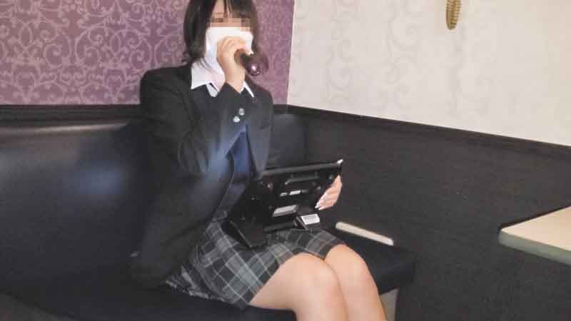 Weekend only Prefectural regular course cheer club Saddle with karaoke while playing during spring holidays