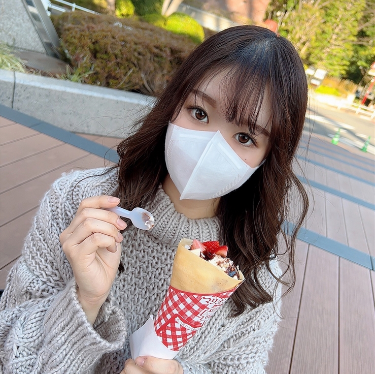 First shot uncensored Limited number of I do not know the safety day Middle A naive female college student who came to Tokyo when she was a student was brought into a closed room and vaginal cum shot twice