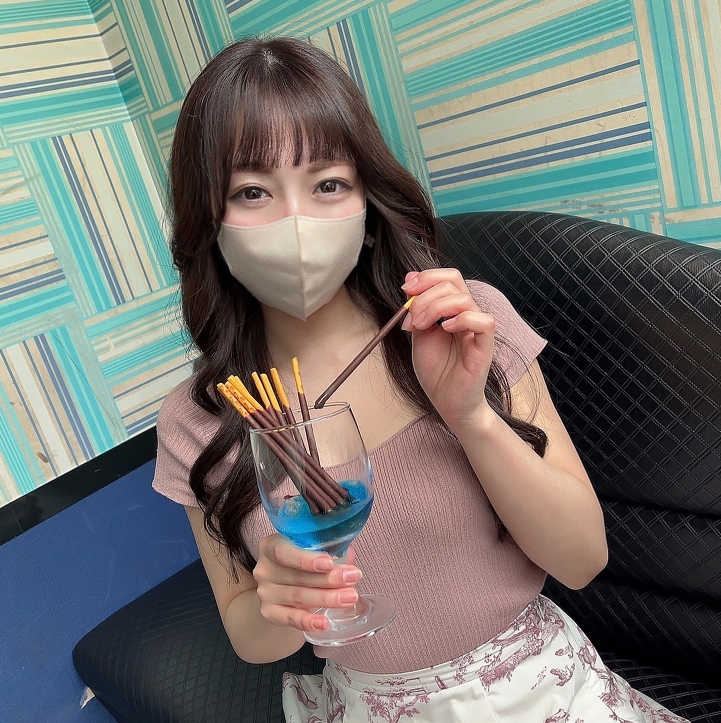 First shot uncensored Limited number of too obscene beauty estheticians accept my distorted propensity in private and perform secret treatment in a closed room
