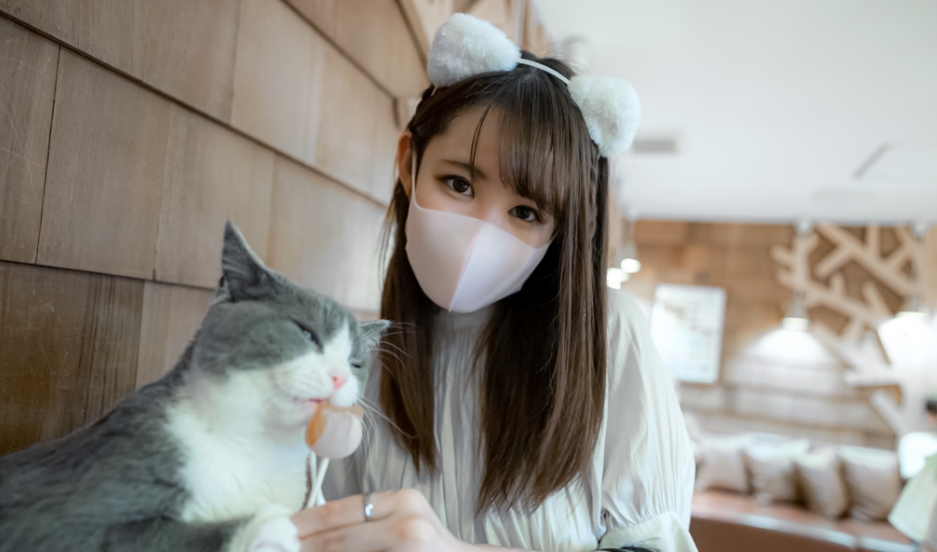 Uncensored A female college student with a fluffy F-cup beauty with big breasts and a beautiful body with a charming cinematic style