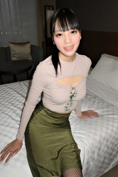 Shes a beautiful woman but shes reading a gross vagina