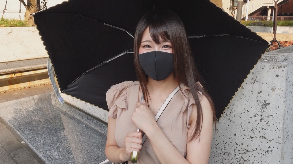 A famous gravure makes a shocking FC2 debut