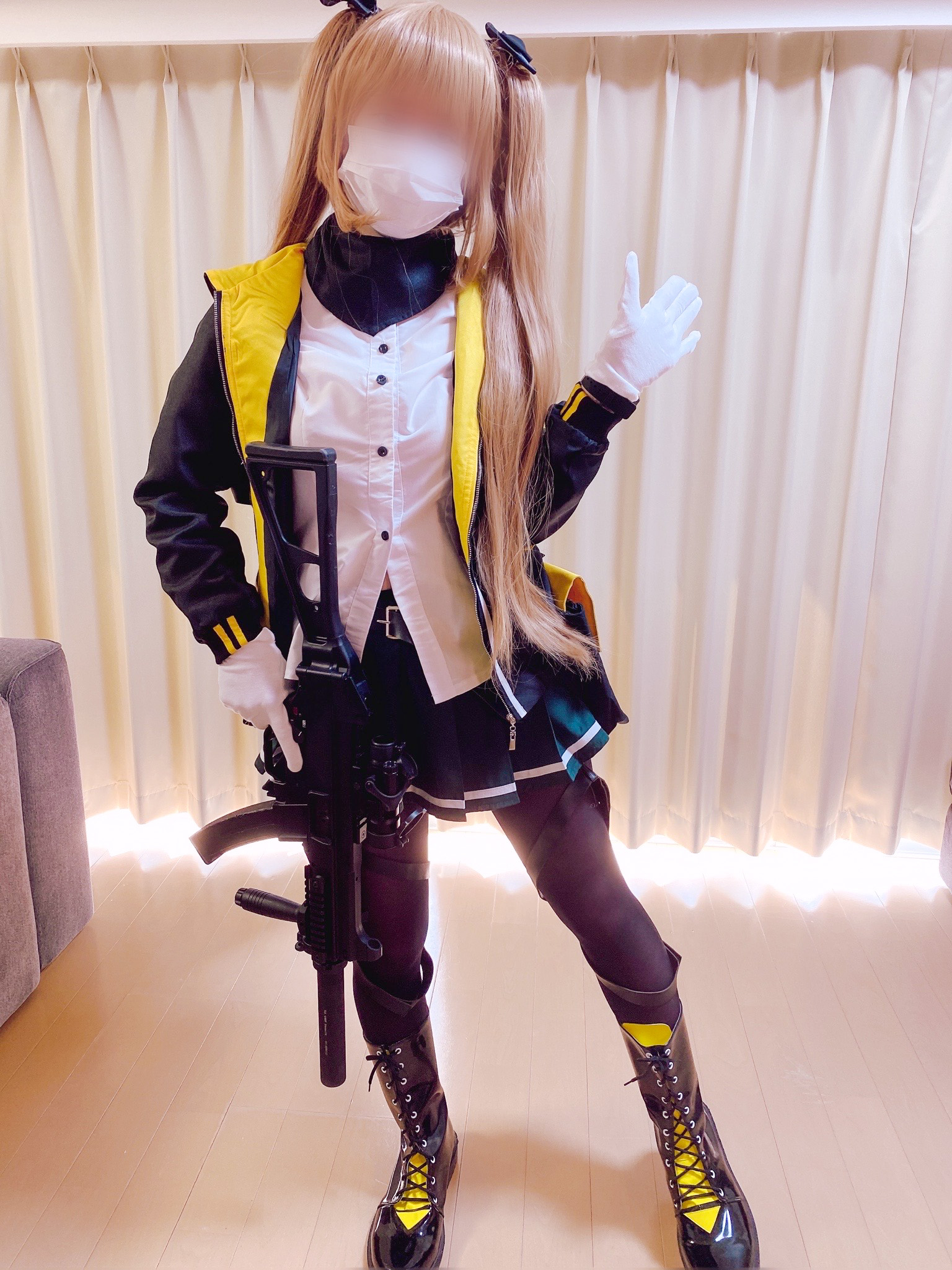 Beautiful big breasts Otaku man who likes guns makes his dream come true by ripping tights of Dofuro UP9
