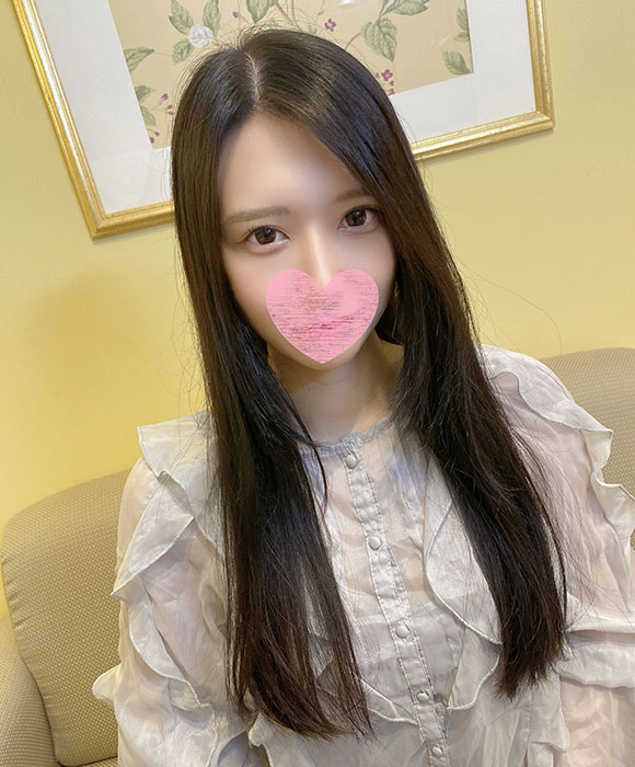 Good-lookingExposed face Introduced to clients swayed between conflict and pleasure a slender black-haired beauty receives a merciless vaginal cum shot