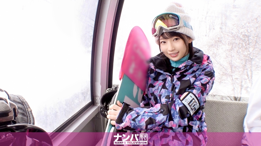 A college student with the strongest whitening skin on the slopes and a cute face with a sex magic that feels 30% more comfortable than the slope magic, and both the yukata and the heart are disturbed www