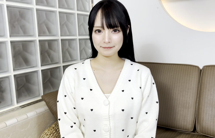 Nothing A beautiful woman with a clear fair-skinned beauty with big breasts and a beautiful face