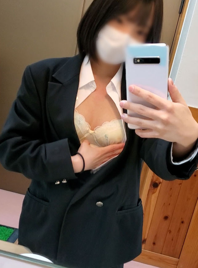 Individual Browsing attention New semester rural potato J3 year Mio-chan masturbates while l**king pee in the school toilet