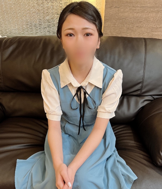 Rikejo a 19-year-old famous university second-year student with a fair-skinned beautiful butt and a slender body is released with a thick semen that trembles in a legendary mass of squirting and is released with a large amount of vaginal cum shot for the first time in her life