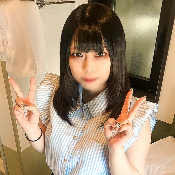 Nothing Appearance Pies to that short stature and hidden busty girl who is a vocalist in a popular band 55 minutes