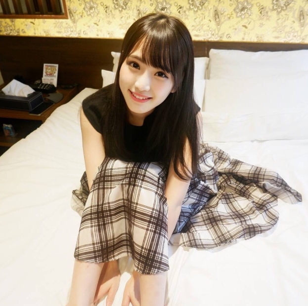 Hinata-chan Went From Tokyo To See Her Fans In Shizuoka Hand-man Handjob With The Largest Massive Squirting Ever Raw Fucking SEX As It Is Returning To Her Local Kansai And Staying Surprise Etch