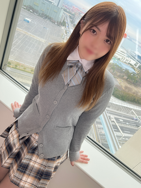 First Limited Quantity Huge Breasts J Series Munyufuwa H Cup Girl Chinatsu 18 Years Old