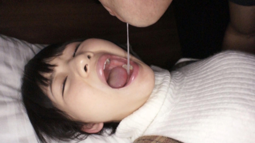 Let's understand the impertinent female brat The video posted by Karen