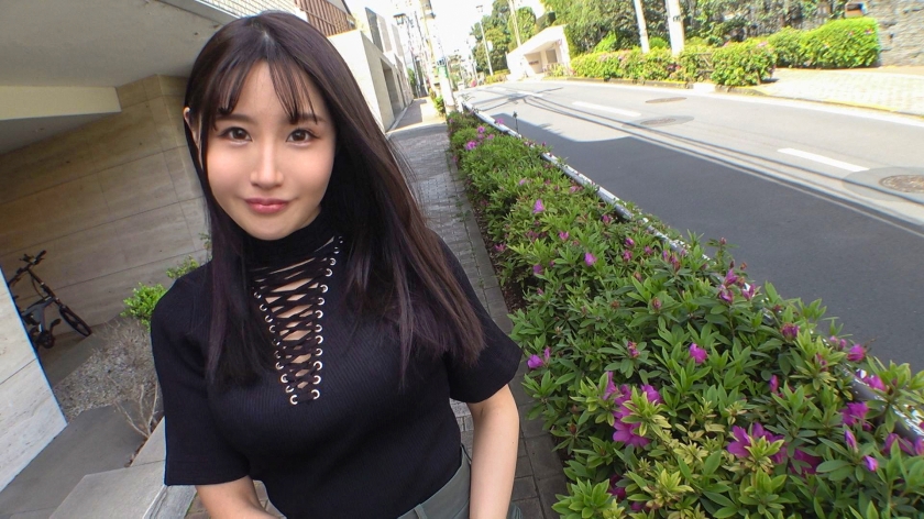 [Super Binkan Omako] An angel in a white coat who has a strange erogenous zone Advent I was embarrassed by my first POV, but the pleasure that came many times made me bite my lower lip [First shot] Online AV application AV experience shooting 2019