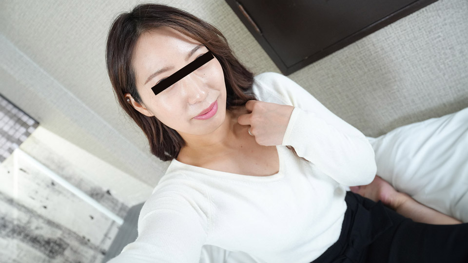 Frustrated Married Woman Who Sent DM And Wanted to Get Fucked! : Yoko Fujita