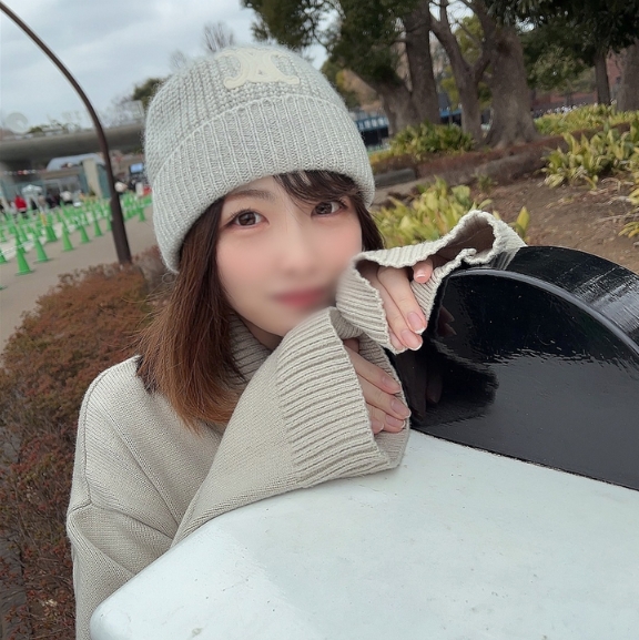 FC2PPV-3837904 A bright and cute signboard girl who loves animals and works at a famous car parts store Contrary to her appearance she has a highly sensitive and slutty body that is violently disturbed and my body fluids have accumulated after 3 weeks of abstinence creampie