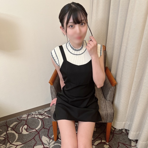 Oil play with the super cute goddess snonqyzj Slimy oil love juice sweat and me