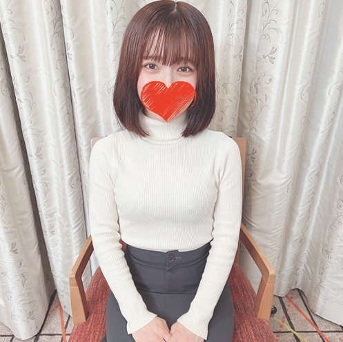 A beautiful angel-like beauty who used to be a member of a famous national idol group squirts all the time and gives a blowjob with her eyes up so erotic that she ejaculates with two consecutive facial cumshots and a huge amount of creampie